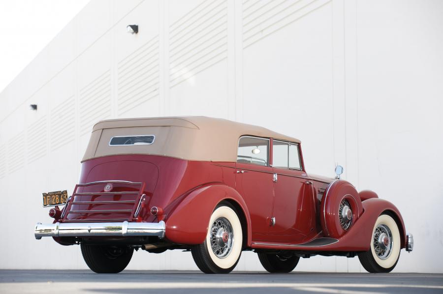 Packard Twelve Model 1208 Convertible Sedan 1935 года  (фото 9 из 17)